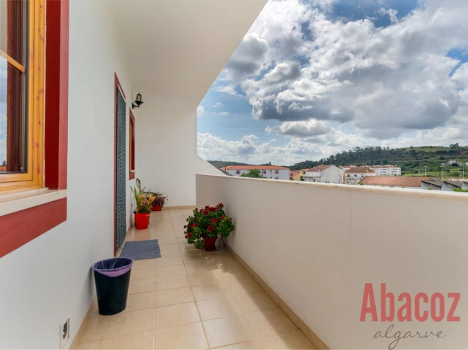 Moradia T4 para Venda em Silves Foto 7