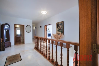 Moradia T5 para Venda em Monchique