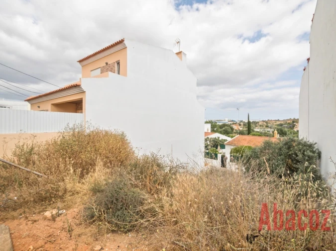 Terreno P/ Prédio para Venda em Estômbar e Parchal Foto 2