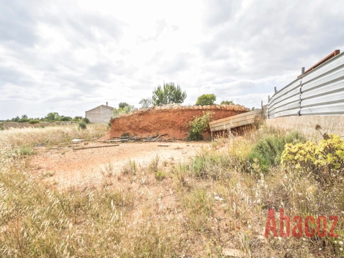 Terreno P/ Prédio para Venda em Estômbar e Parchal Foto 2