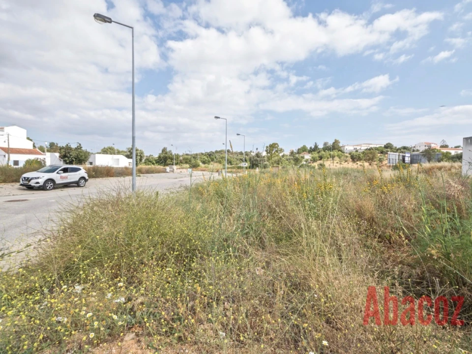 Terreno P/ Prédio para Venda em Estômbar e Parchal Foto 4