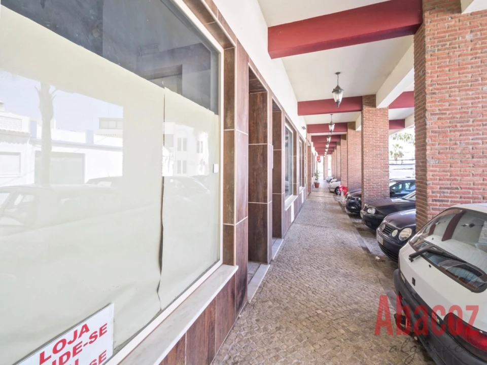 Loja para Venda em Ferragudo Foto 1