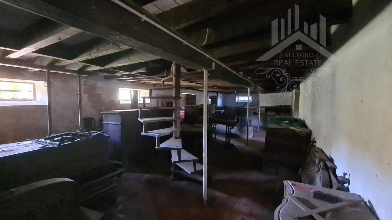 Moradia T9 para Venda em Grijó e Sermonde Foto 24