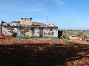 Quinta T1 para Venda em Santiago do Cacém, Santa Cruz e São Bartolomeu da Serra