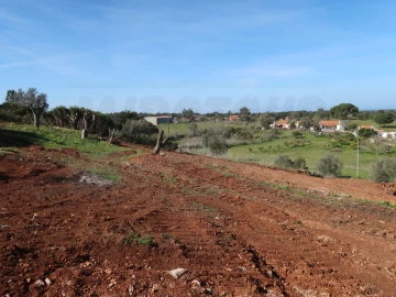 Quinta T1 para Venda em Santiago do Cacém, Santa Cruz e São Bartolomeu da Serra