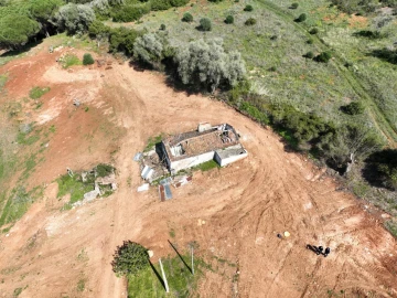 Quinta T1 para Venda em Santiago do Cacém, Santa Cruz e São Bartolomeu da Serra