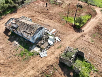Quinta T1 para Venda em Santiago do Cacém, Santa Cruz e São Bartolomeu da Serra
