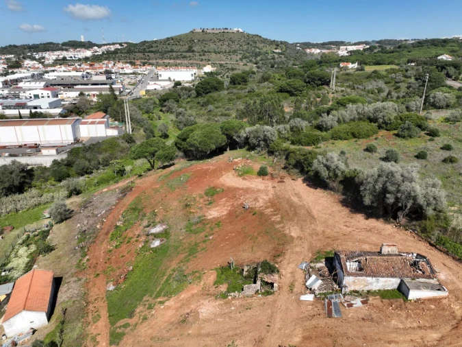 Quinta T1 para Venda em Santiago do Cacém, Santa Cruz e São Bartolomeu da Serra Foto 4