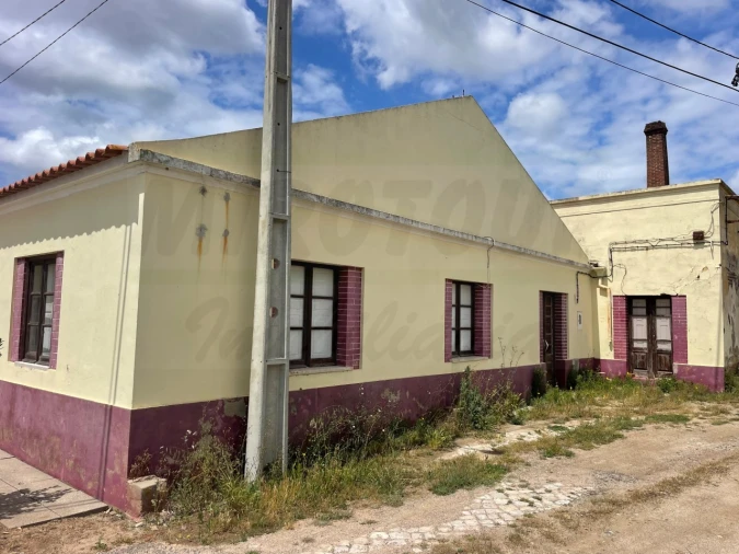 Moradia T3 para Venda em Santiago do Cacém, Santa Cruz e São Bartolomeu da Serra Foto 1