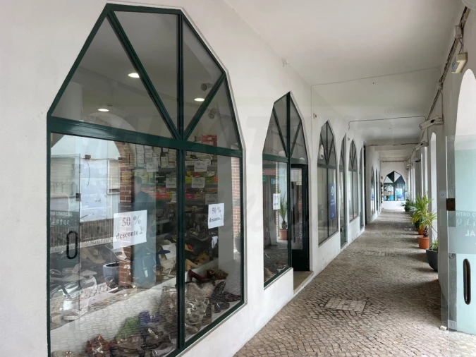 Loja para Venda em Grândola e Santa Margarida da Serra Foto 1