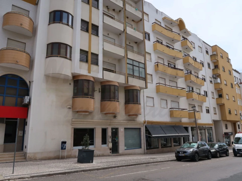 Loja para Venda em Santiago do Cacém, Santa Cruz e São Bartolomeu da Serra Foto 1