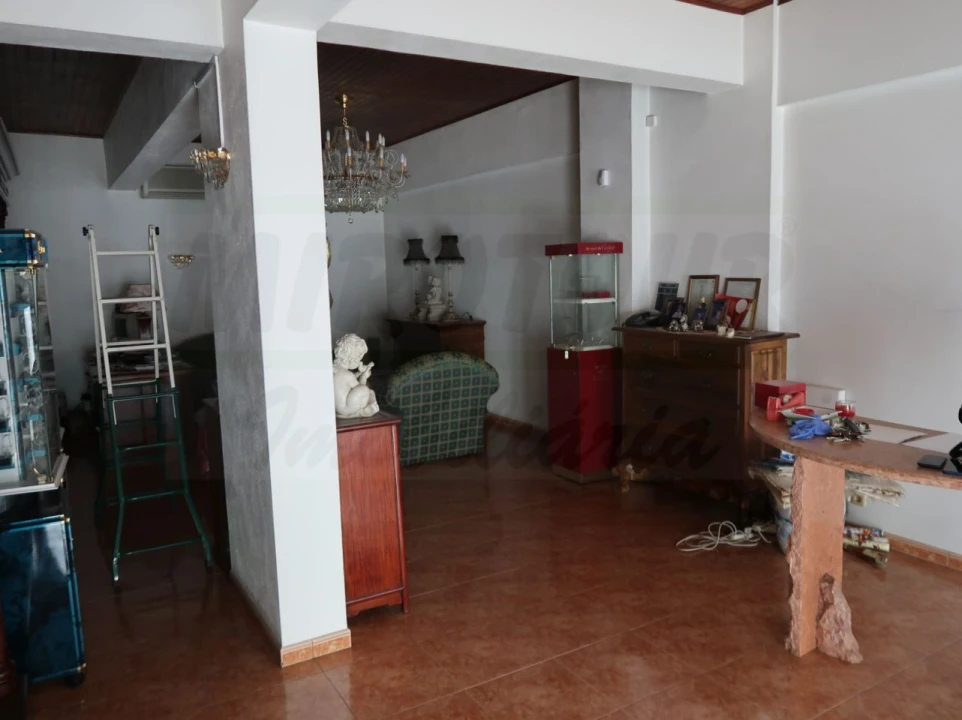 Loja para Venda em Santiago do Cacém, Santa Cruz e São Bartolomeu da Serra Foto 3