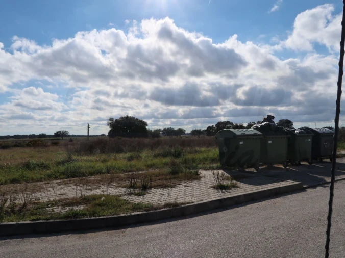 Terreno Comércio / Armazém para Venda em Ermidas-Sado Foto 4