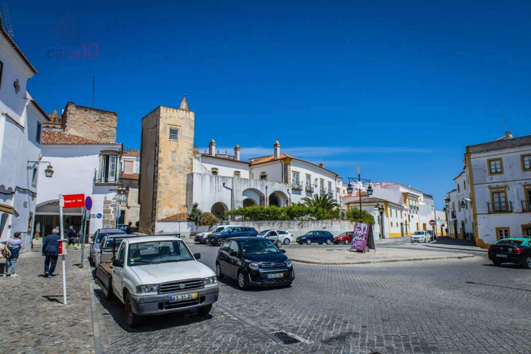Moradia T30 para Venda em Évora (São Mamede, Sé, São Pedro e Santo Antão) Foto 5