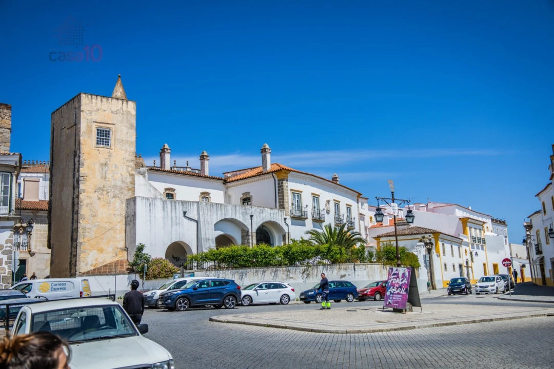 Moradia T30 para Venda em Évora (São Mamede, Sé, São Pedro e Santo Antão) Foto 2