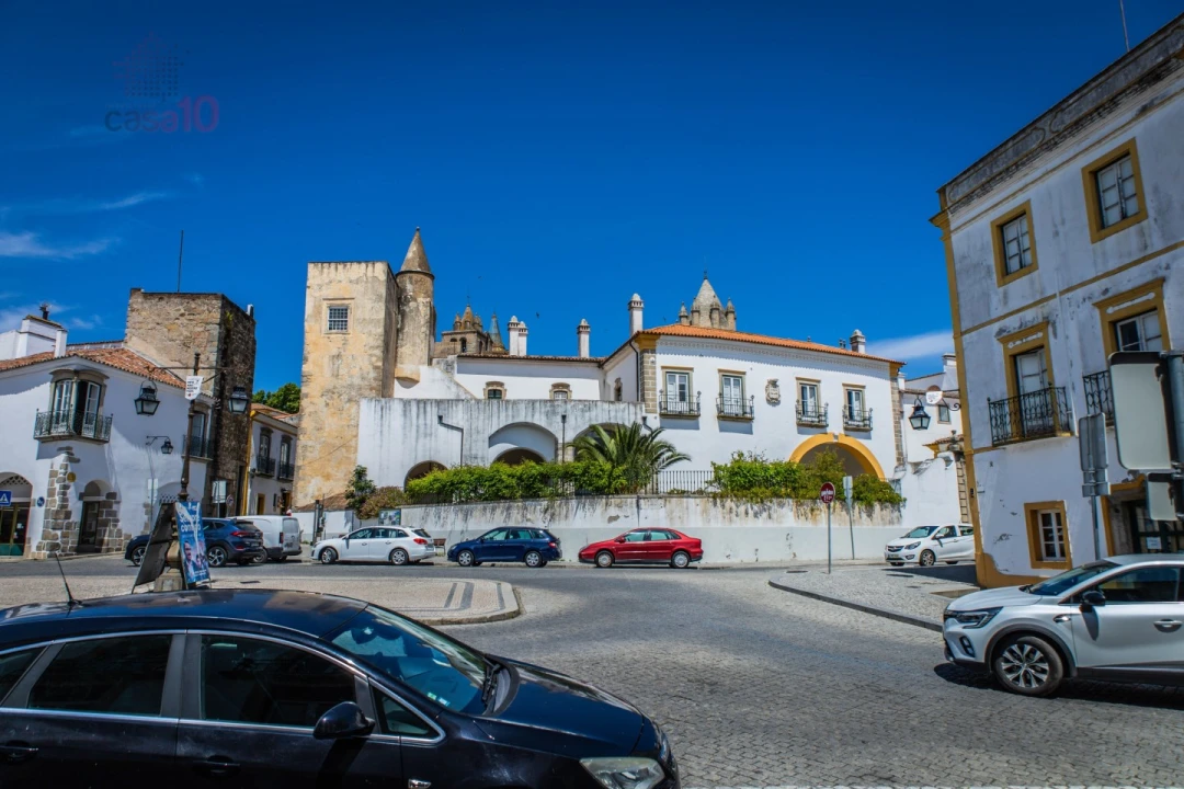 Moradia T30 para Venda em Évora (São Mamede, Sé, São Pedro e Santo Antão) Foto 3