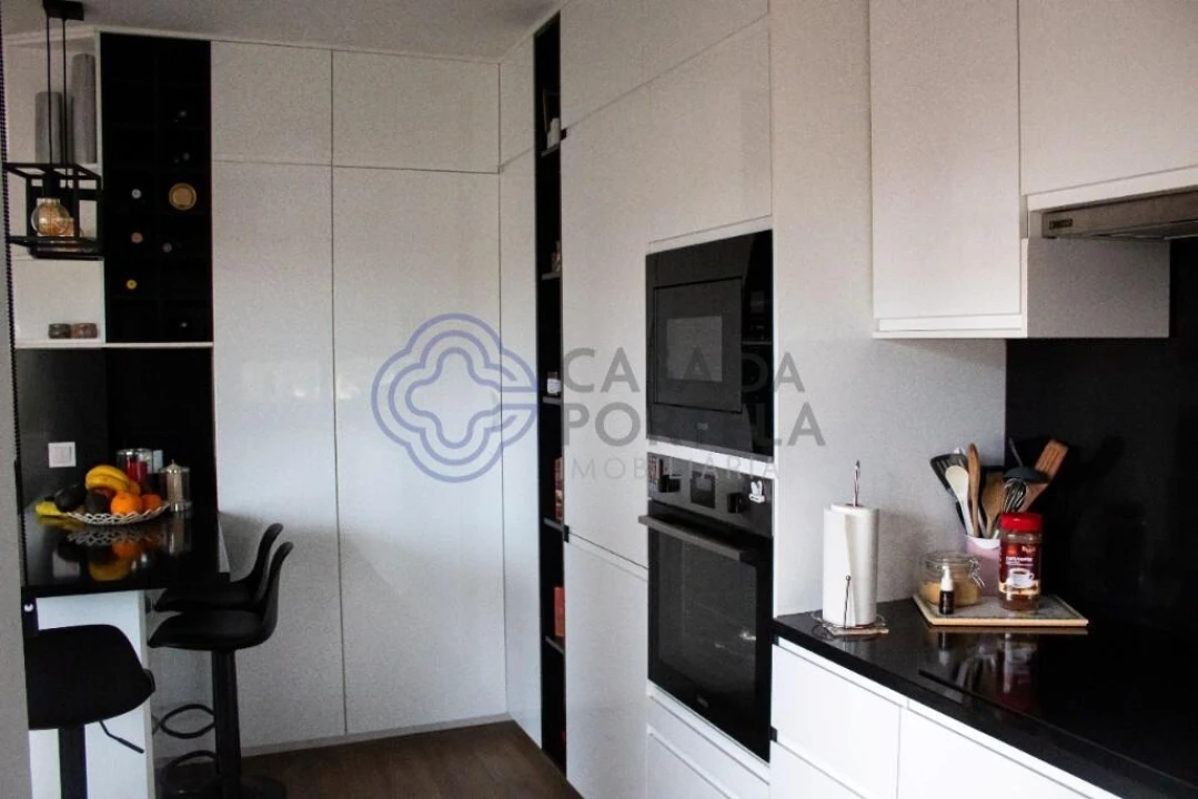 Moradia T3 para Venda em Quarteira Foto 4