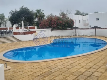 Moradia T3 para Venda em Quarteira