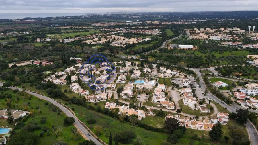 Moradia T3 para Venda em Quarteira Foto 21