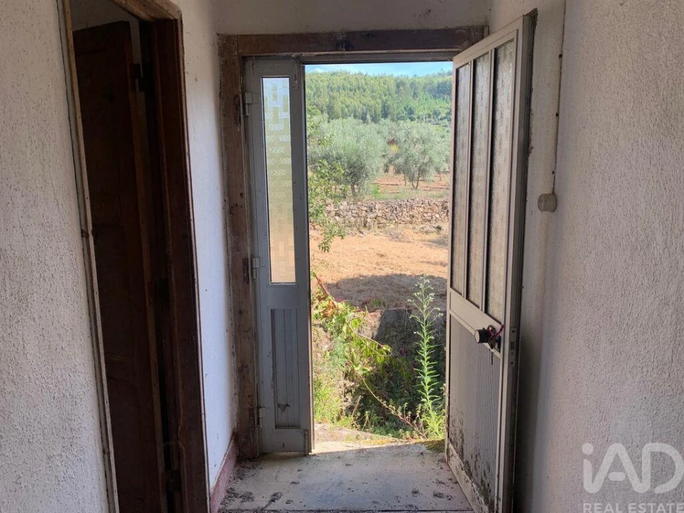Moradia T3 para Venda em Pedrogão Pequeno Foto 4