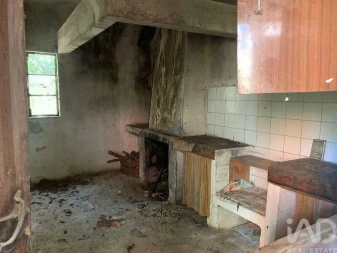 Moradia T3 para Venda em Pedrogão Pequeno Foto 12