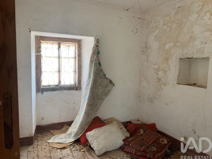 Moradia T3 para Venda em Pedrogão Pequeno Foto 8