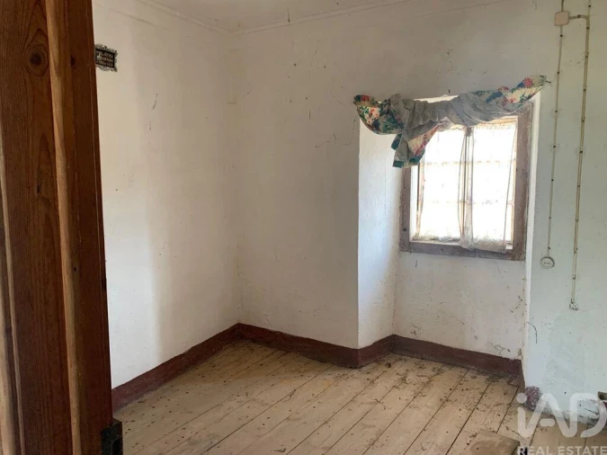 Moradia T3 para Venda em Pedrogão Pequeno Foto 11