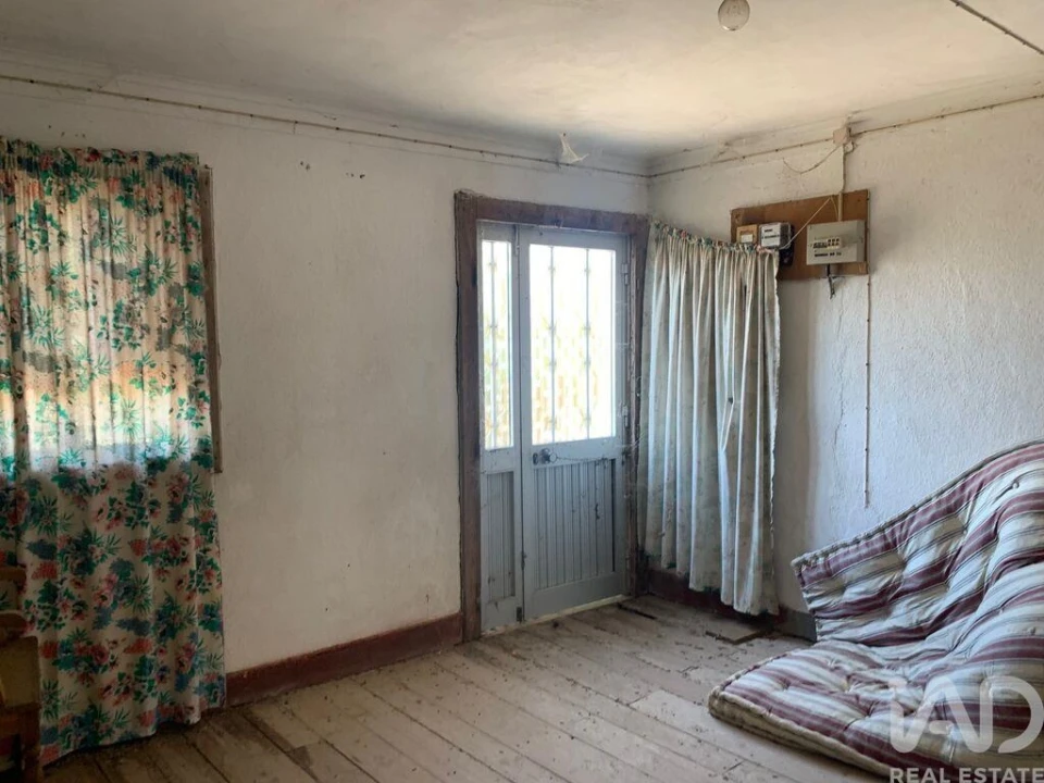 Moradia T3 para Venda em Pedrogão Pequeno Foto 6