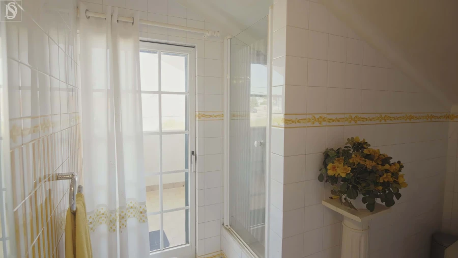 Moradia T7 para Venda em Torres Novas (Santa Maria, Salvador e Santiago) Foto 23