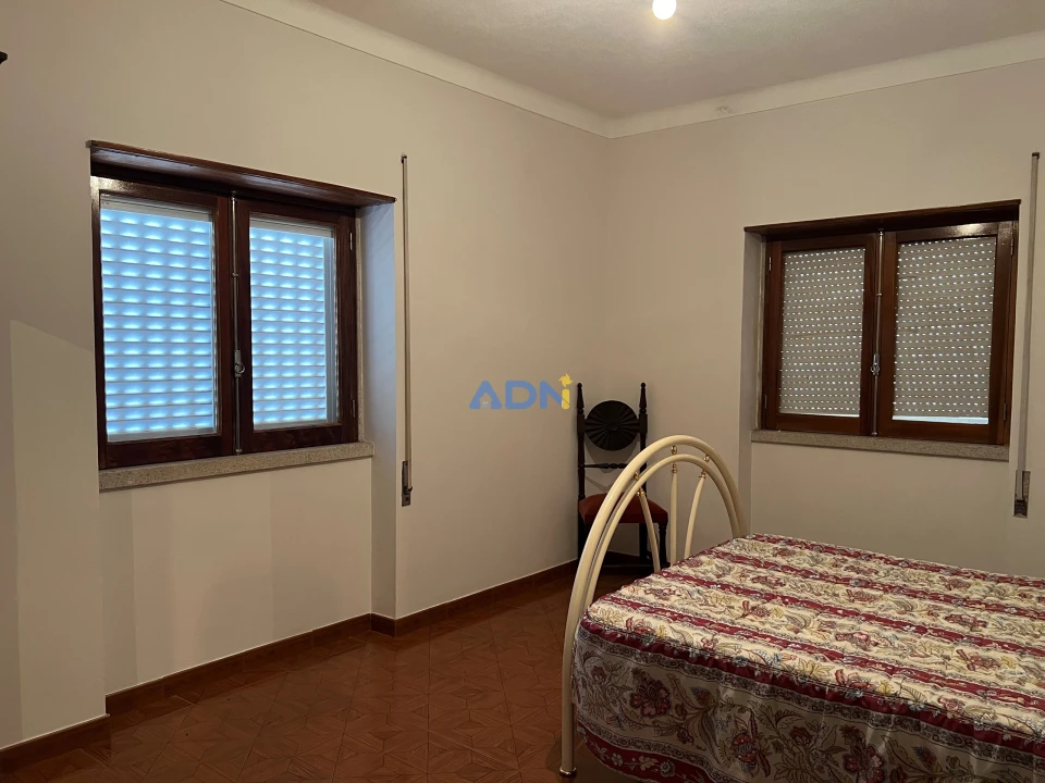 Moradia T5 para Venda em Ladoeiro Foto 8