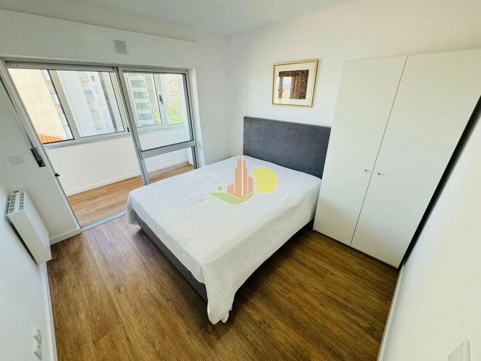 Apartamento T1 para Venda em Buarcos Foto 19