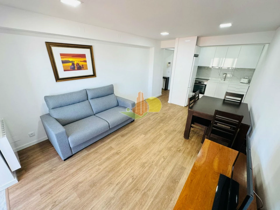 Apartamento T1 para Venda em Buarcos Foto 2