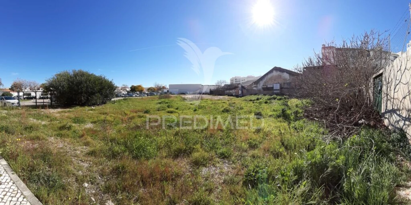 Terreno para Venda em Olhão Foto 12
