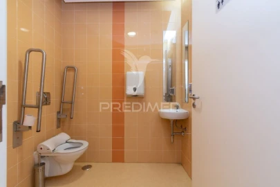Loja para Venda em Olhão