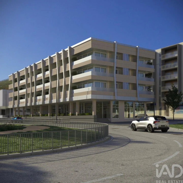 Apartamento T3 para Venda em Subportela, Deocriste e Portela Susã Foto 1
