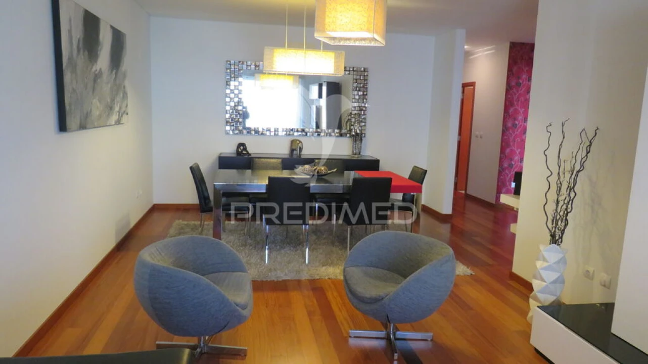 Apartamento T3 para Venda em São Martinho Foto 8