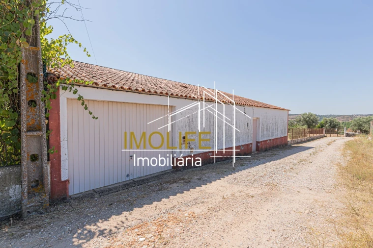 Armazém para Venda em Cabeção Foto 3