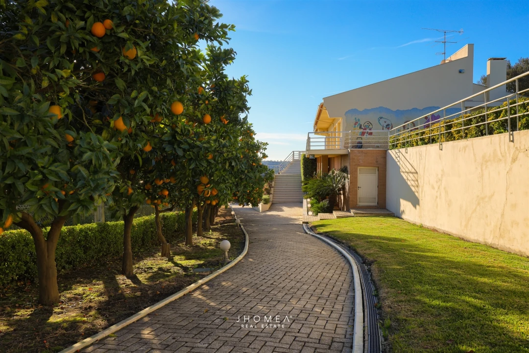 Moradia T6 para Venda em Alquerubim Foto 15