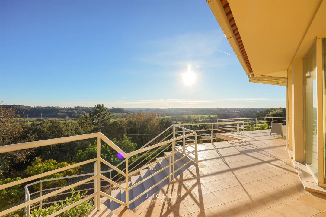 Moradia T6 para Venda em Alquerubim Foto 4