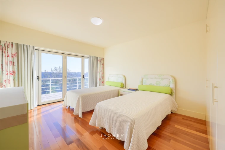 Moradia T6 para Venda em Alquerubim Foto 22