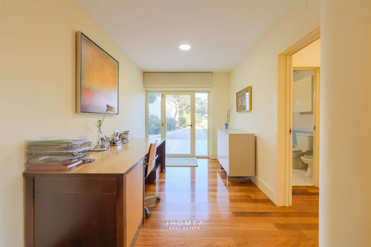 Moradia T6 para Venda em Alquerubim Foto 17