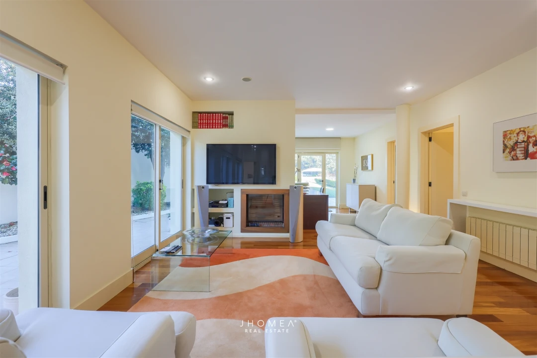 Moradia T6 para Venda em Alquerubim Foto 31