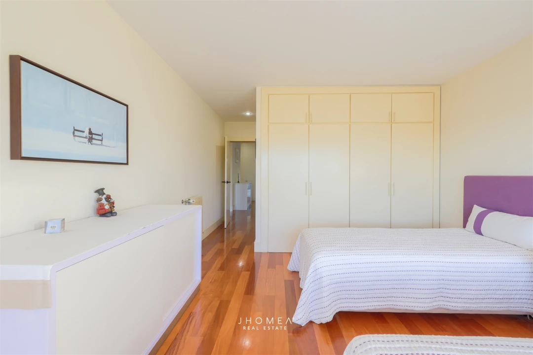 Moradia T6 para Venda em Alquerubim Foto 25