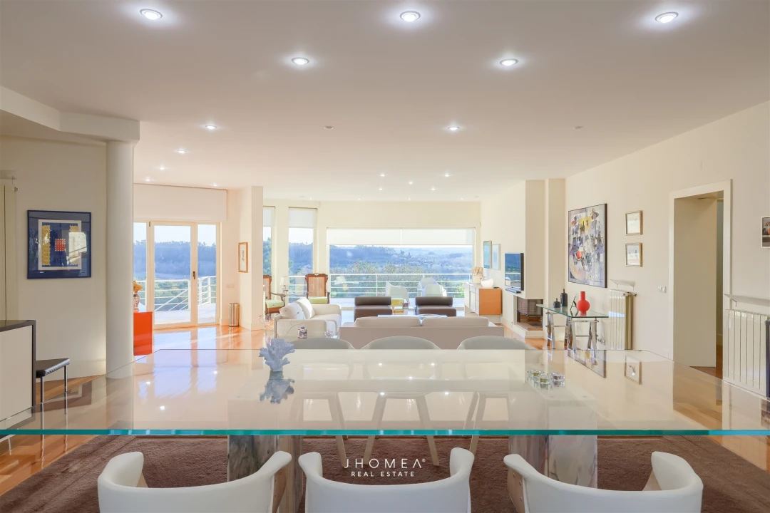 Moradia T6 para Venda em Alquerubim Foto 10