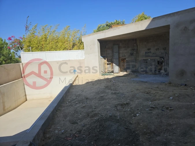 Moradia T5 para Venda em Charneca de Caparica e Sobreda Foto 29