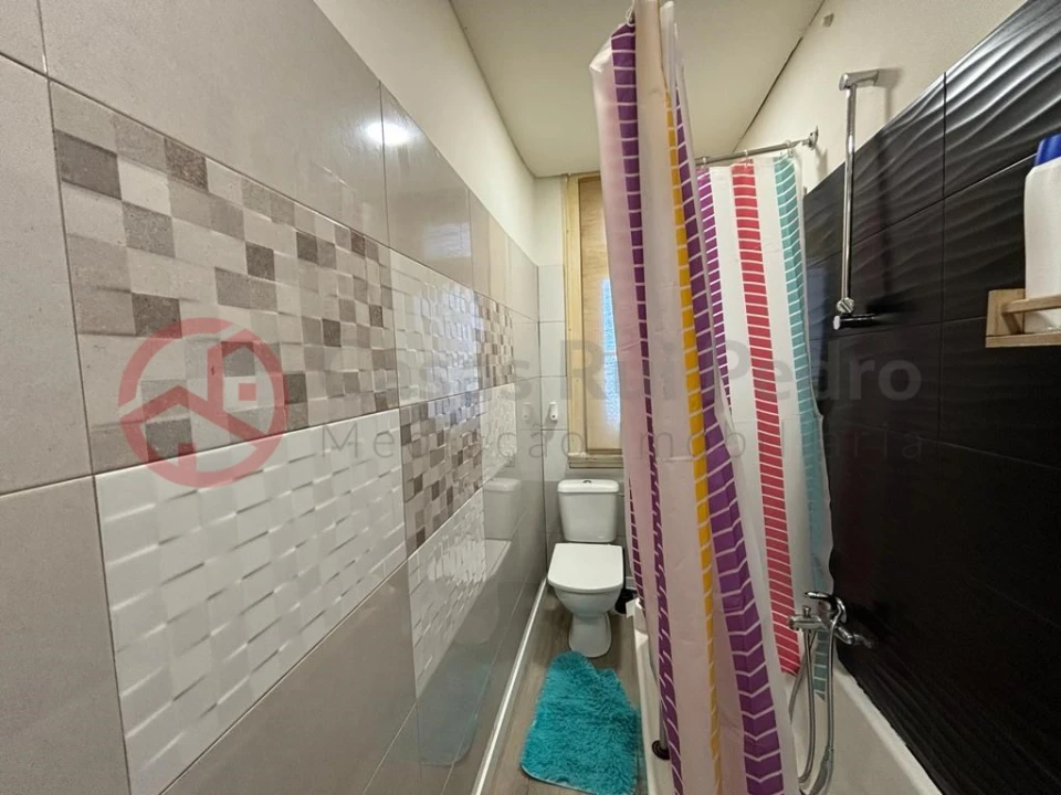 Apartamento T2 para Venda em Penha de França Foto 6
