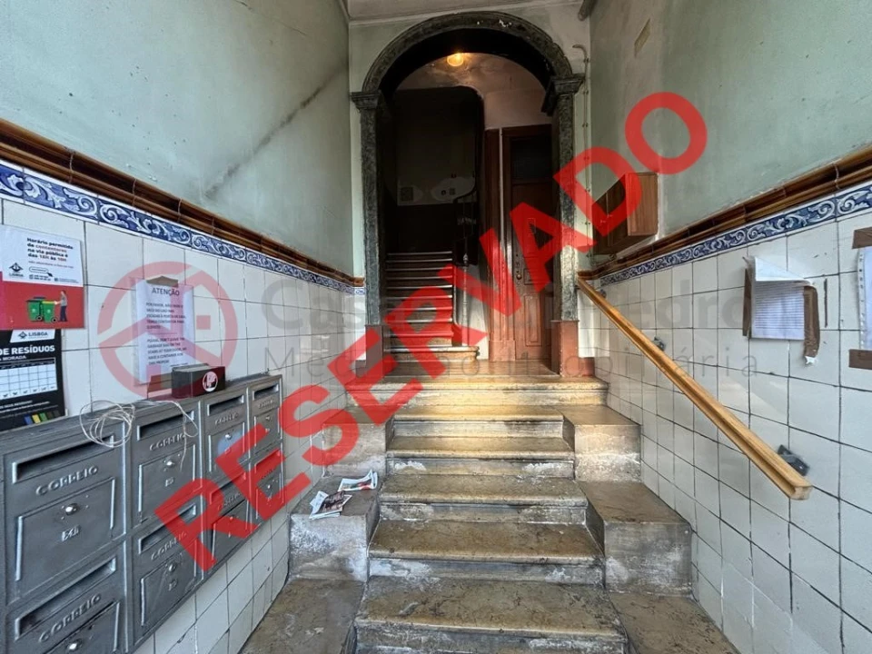 Apartamento T2 para Venda em Penha de França Foto 1