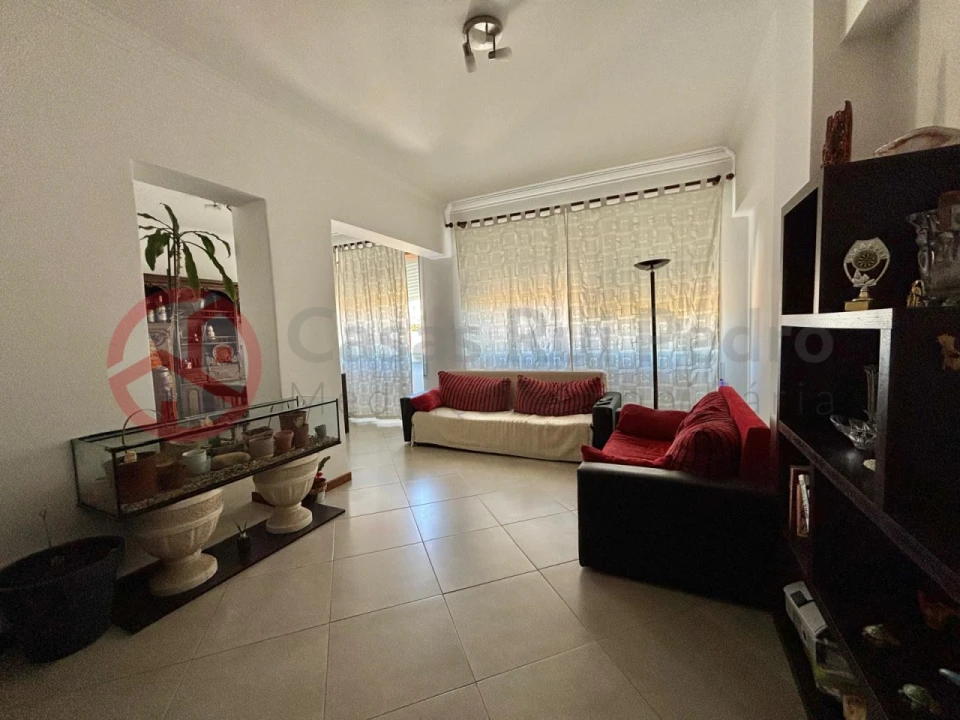 Apartamento T4 para Venda em Almada, Cova da Piedade, Pragal e Cacilhas Foto 2