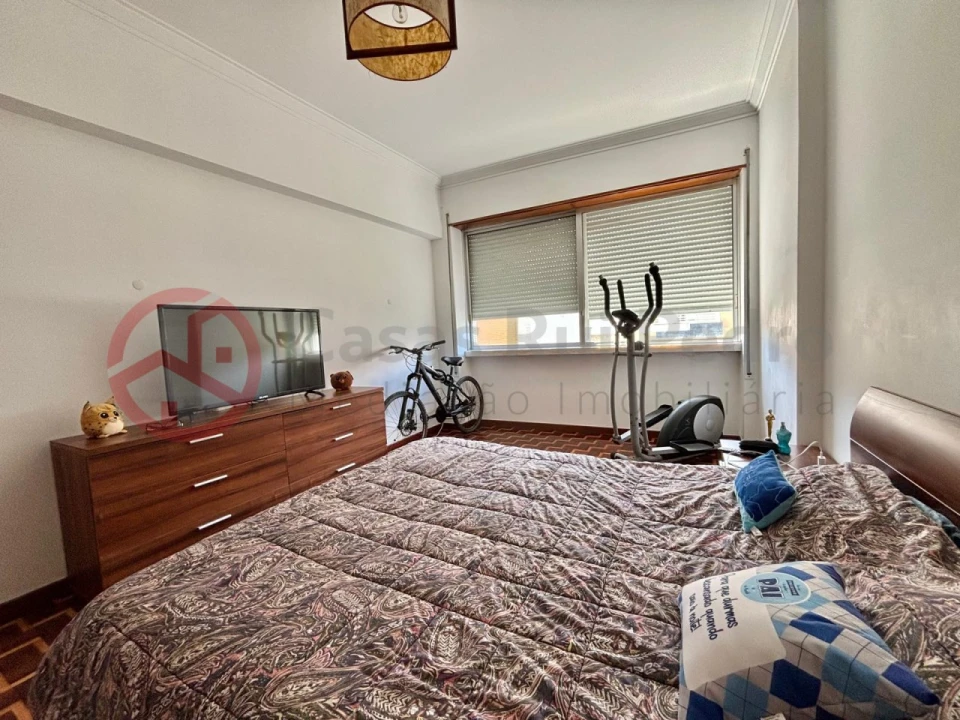 Apartamento T4 para Venda em Almada, Cova da Piedade, Pragal e Cacilhas Foto 27