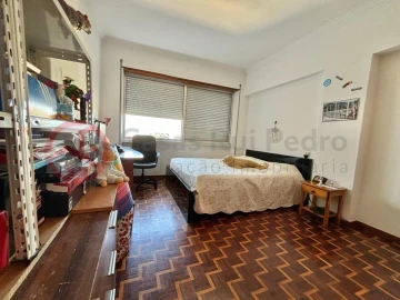 Apartamento T4 para Venda em Almada, Cova da Piedade, Pragal e Cacilhas